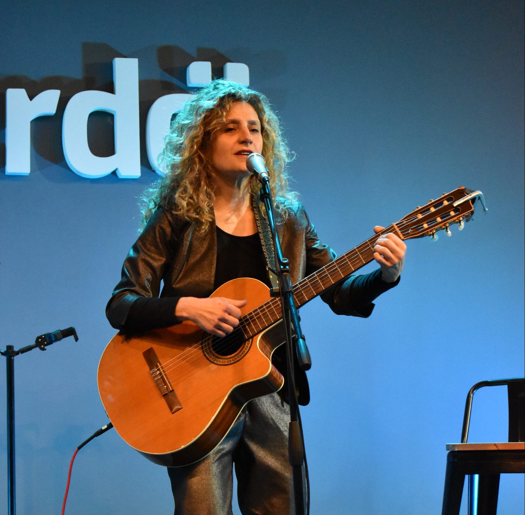 Ana Prada junto a Jacinta Bervejillo