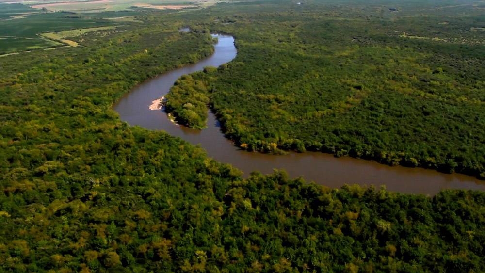 La cuenca del río Santa Lucía abastece de agua potable a casi el 60% de la población uruguaya